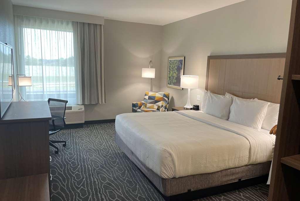 La Quinta Inn & Suites By Wyndham Валдоста Номер фото