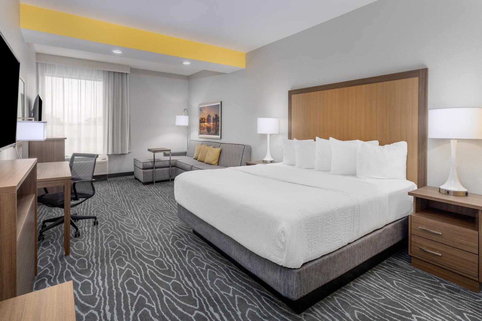 La Quinta Inn & Suites By Wyndham Валдоста Экстерьер фото