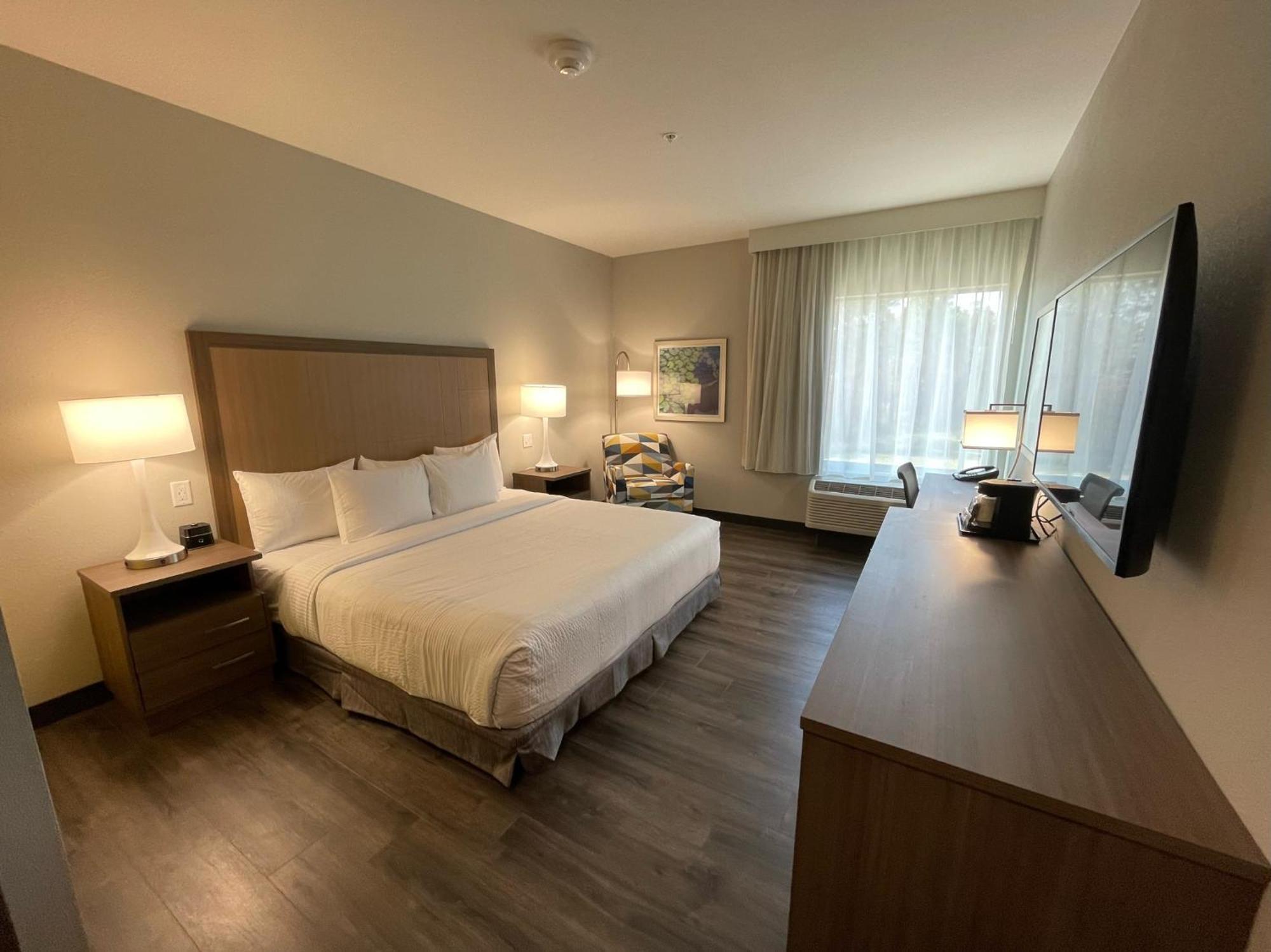 La Quinta Inn & Suites By Wyndham Валдоста Номер фото
